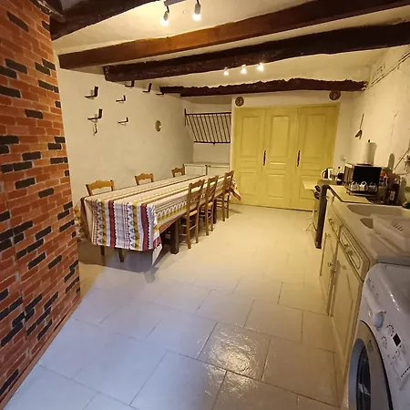 Privee Chez L'habitant, Les Maisons De Gaia Tuchan