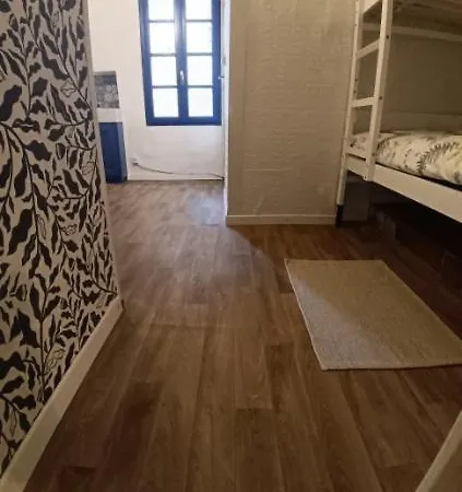 Les Maisons de Gaia chambres privées climatisées avec salle de bains privatives 3* Tuchan