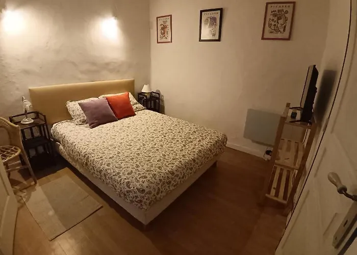 Privée Chez L'habitant, Les Maisons De Gaia Affittacamere 3*